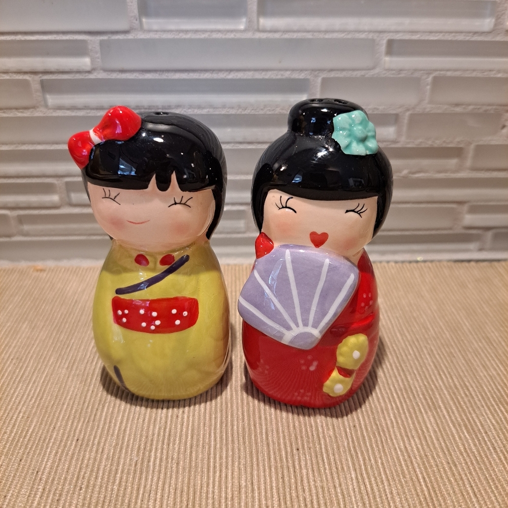 Kokeshi Doll Salt & Pepper Shakers Porcelain